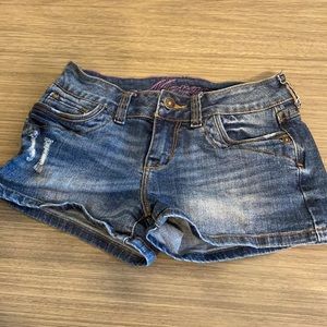 357 - Womans / Juniors Jena shorts